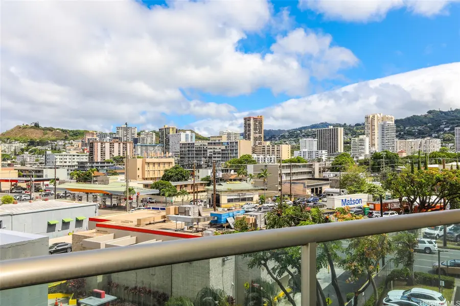 Address Withheld By Seller, Honolulu, HI 96814 - #2