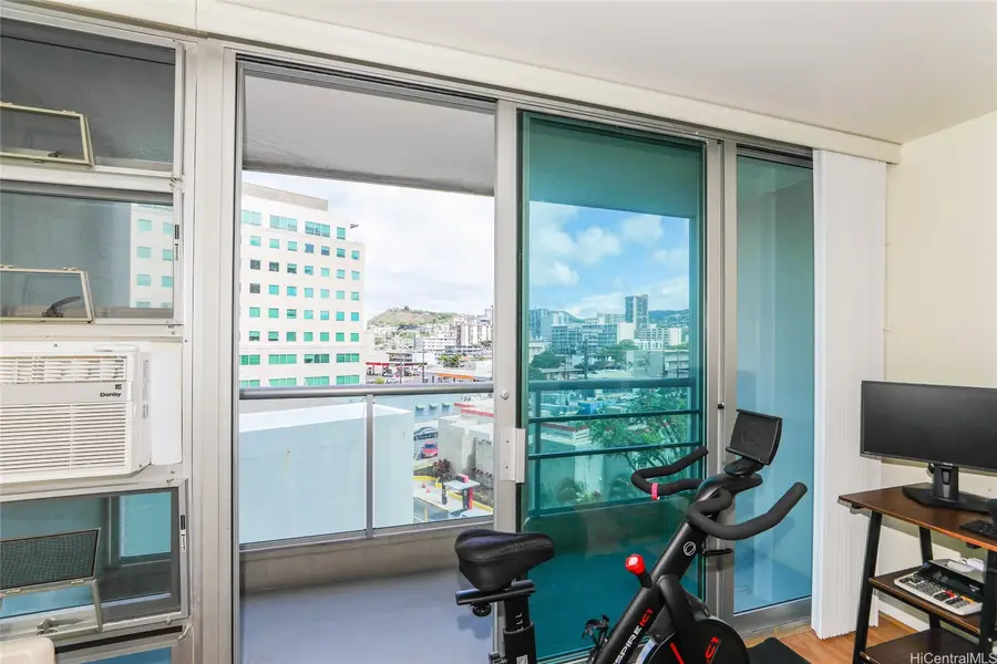 Address Withheld By Seller, Honolulu, HI 96814 - #3
