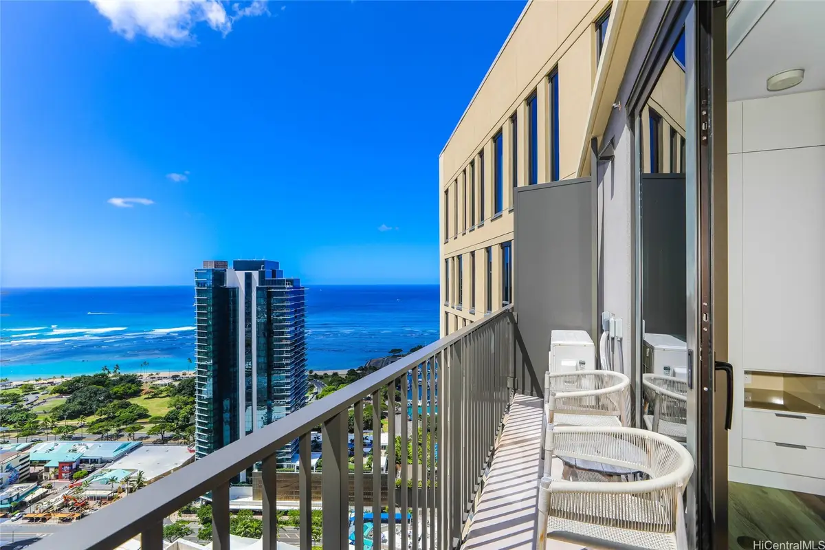 987 Queen Street #4106, Honolulu, HI 96814 - #1