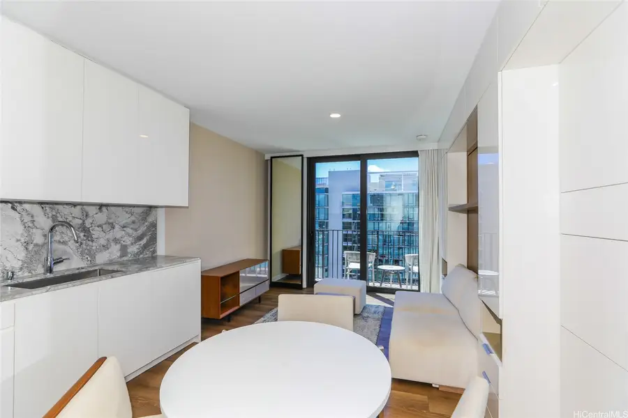 987 Queen Street #4106, Honolulu, HI 96814 - #3
