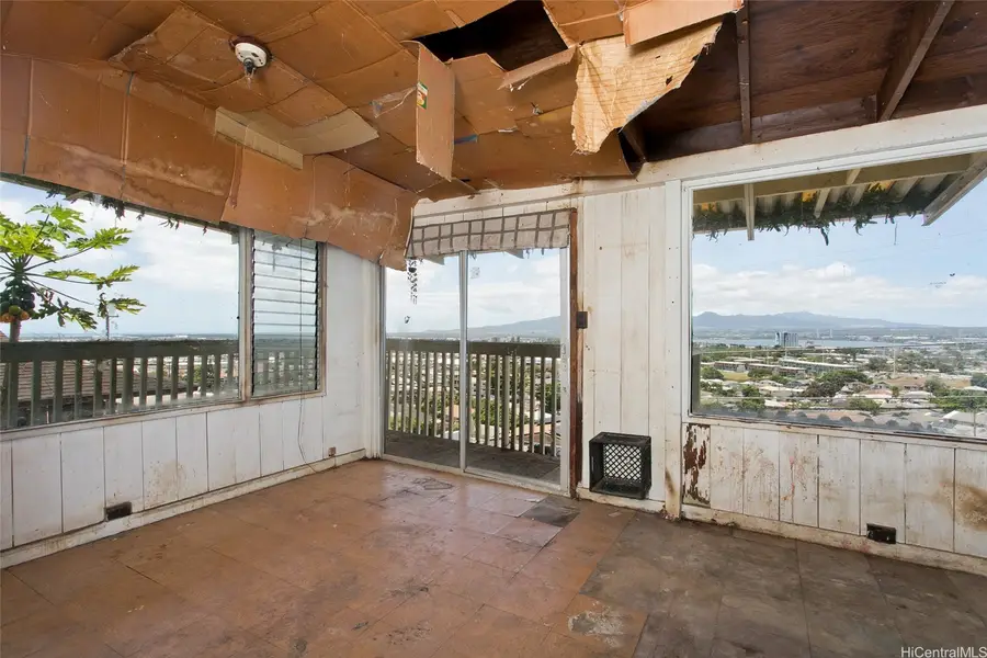 1347 Wanaka Street, Honolulu, HI 96818 - #3