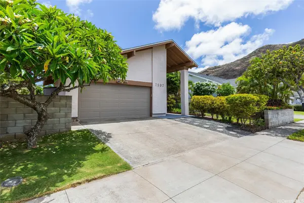 7537 Puumahoe Place, Honolulu, HI 96825