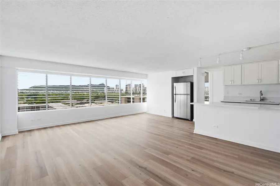 2525 Date Street #801, Honolulu, HI 96826 - #2