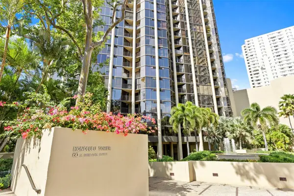 60 N Beretania Street #402, Honolulu, HI 96817