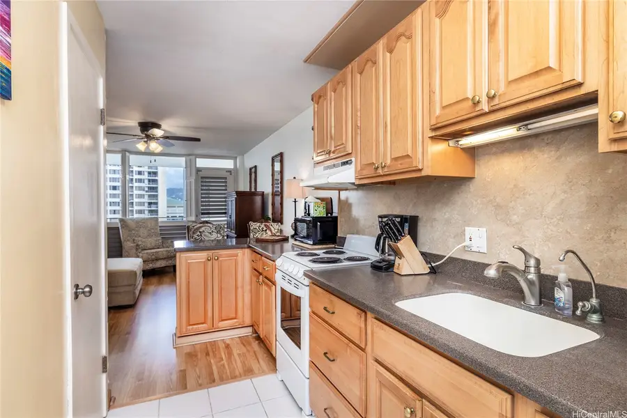 425 Ena Road #1104A, Honolulu, HI 96815 - #2