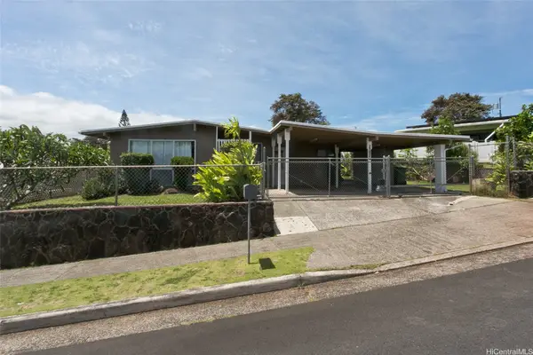 2292 Akeukeu Street, Pearl City, HI 96782