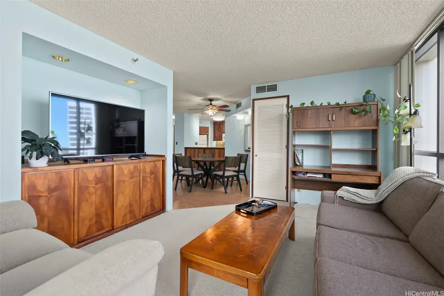 1525 Wilder Avenue #801, Honolulu, HI 96822 - #3