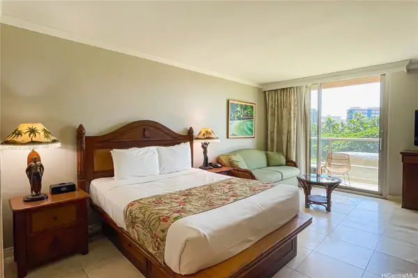 2045 Kalakaua Avenue #209, Honolulu, HI 96815