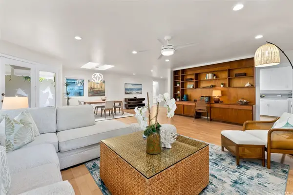 2432 Myrtle Street, Honolulu, HI 96816