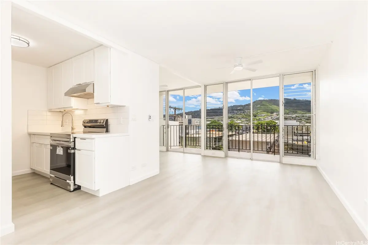 2121 Algaroba Street #301, Honolulu, HI 96826 - #1
