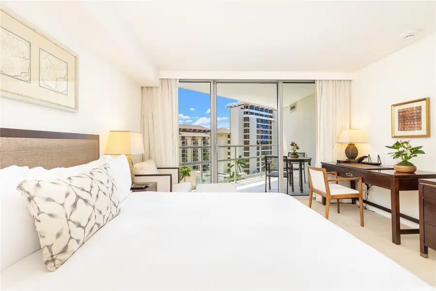 223 Saratoga Road #1018, Honolulu, HI 96815 - #2