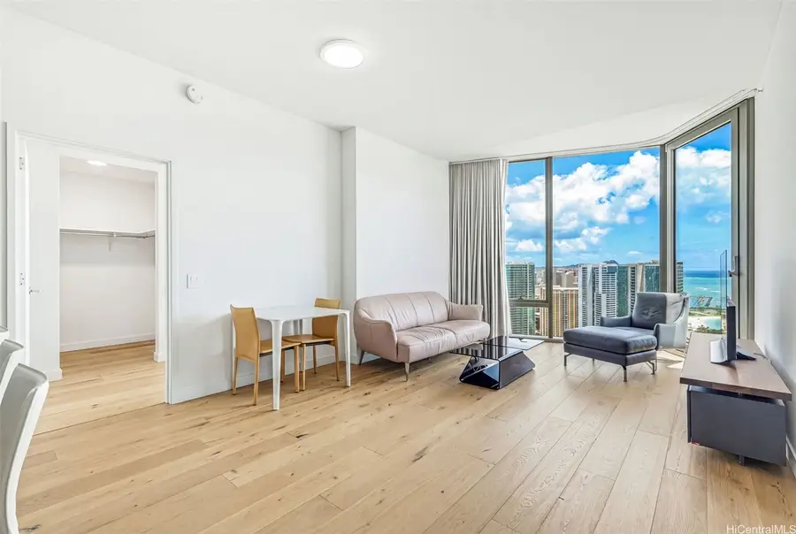 1001 Queen Street #PH 4004, Honolulu, HI 96814 - #3