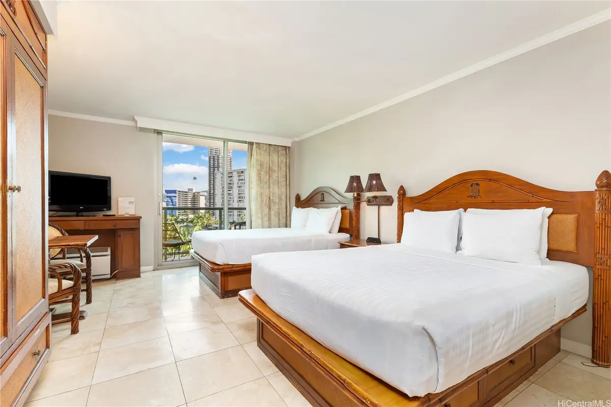 2045 Kalakaua Avenue #604, Honolulu, HI 96815 - #1