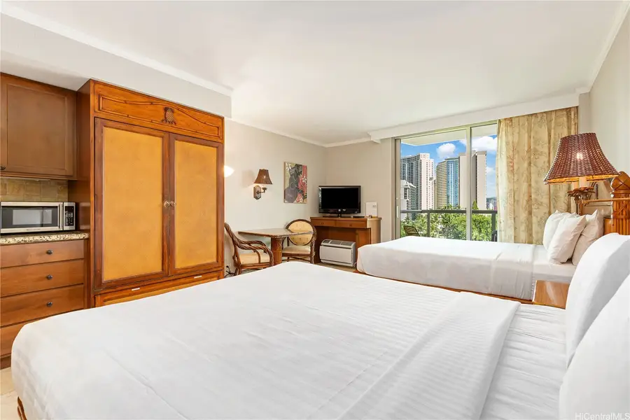 2045 Kalakaua Avenue #604, Honolulu, HI 96815 - #3