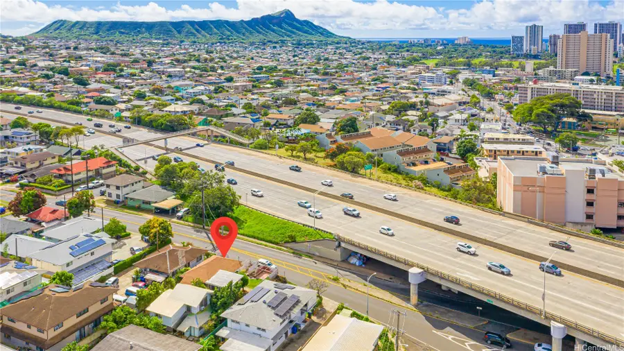 3032 Harding Avenue, Honolulu, HI 96816 - #3