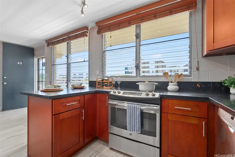 24 Hialoa Street #43, Honolulu, HI 96817 - #2
