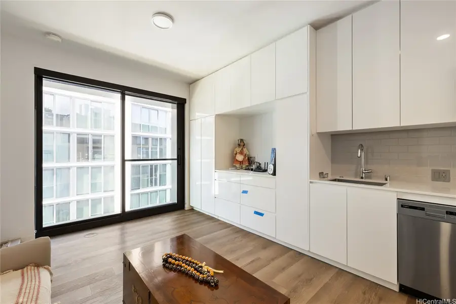 987 Queen Street #617, Honolulu, HI 96814 - #3