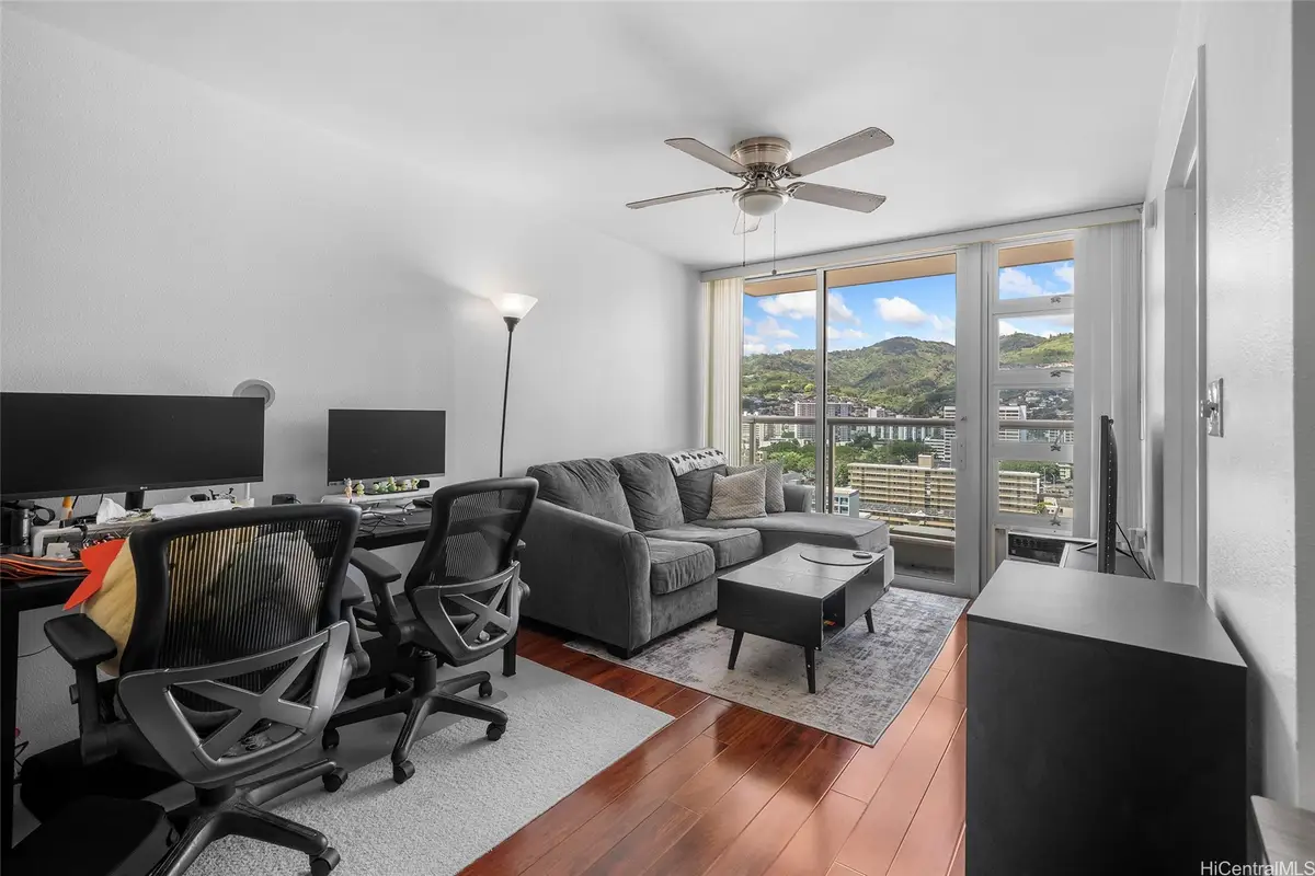 1448 Young Street #1810, Honolulu, HI 96814 - #1