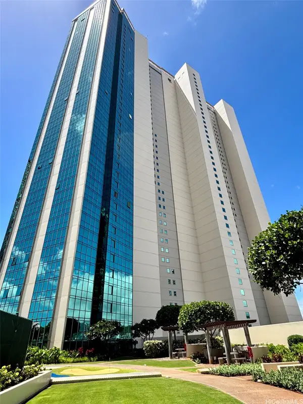 1177 Queen Street #604, Honolulu, HI 96814