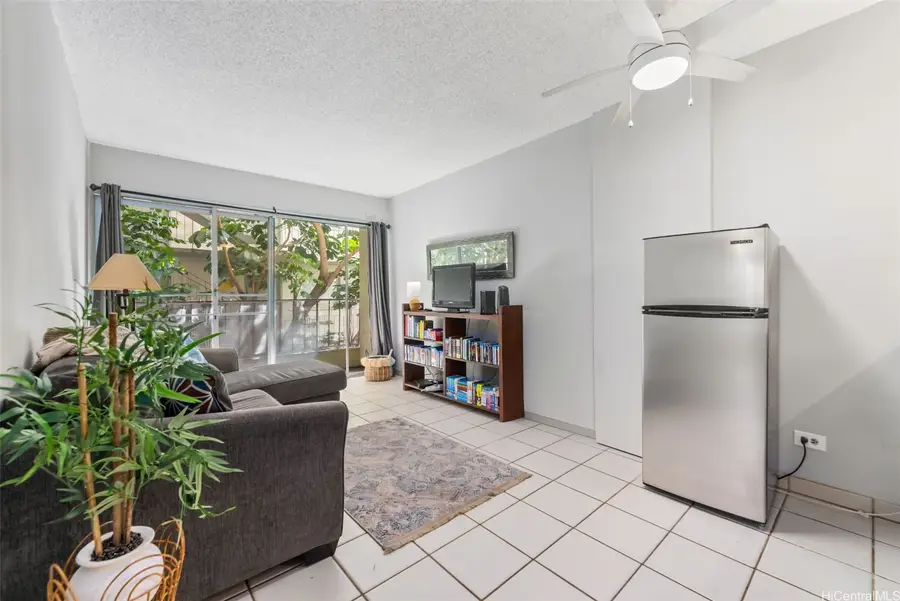 222 Kaiulani Avenue #201, Honolulu, HI 96815 - #3