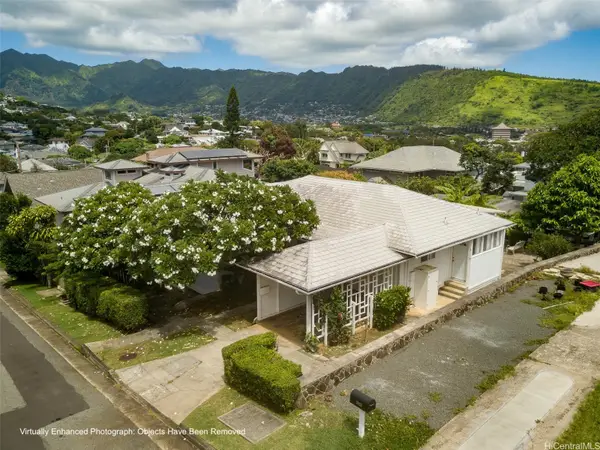 2035 Kakela Drive, Honolulu, HI 96822