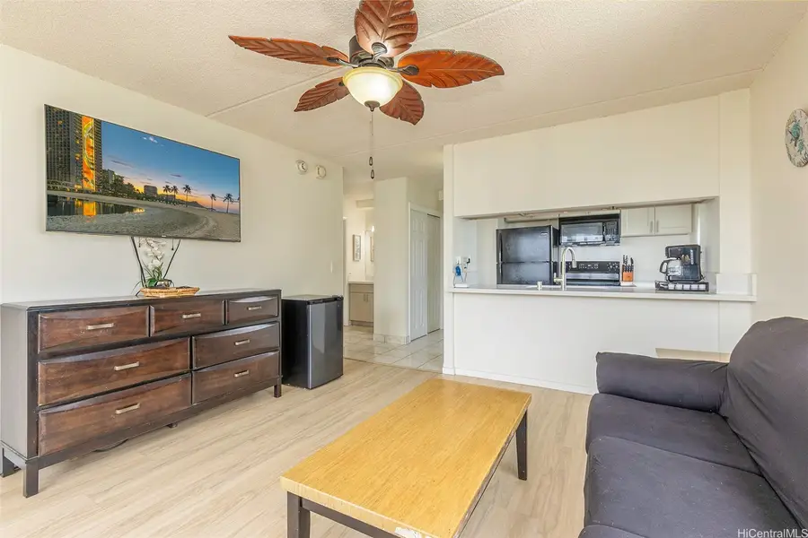 2240 Kuhio Avenue #1001, Honolulu, HI 96815 - #3