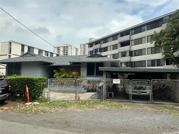 2742 Kaaha Street, Honolulu, HI 96826