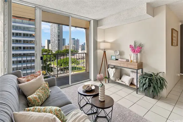 1415 Punahou Street #906, Honolulu, HI 96822