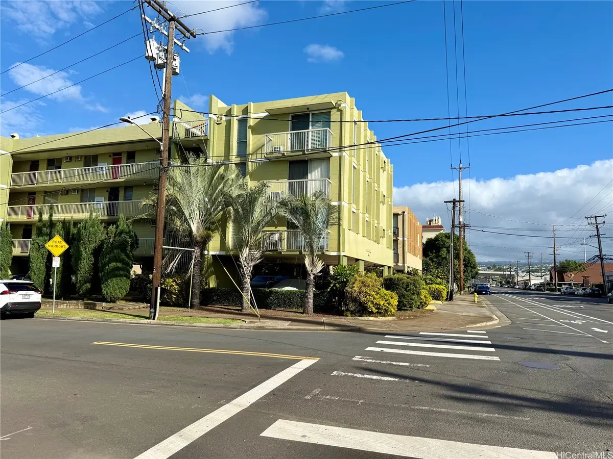 906 Lehua Avenue #B404, Pearl City, HI 96782 - #1