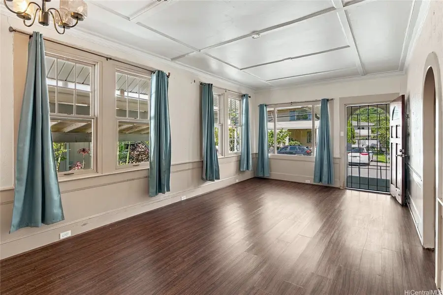 2939 Kahawai Street, Honolulu, HI 96822 - #3