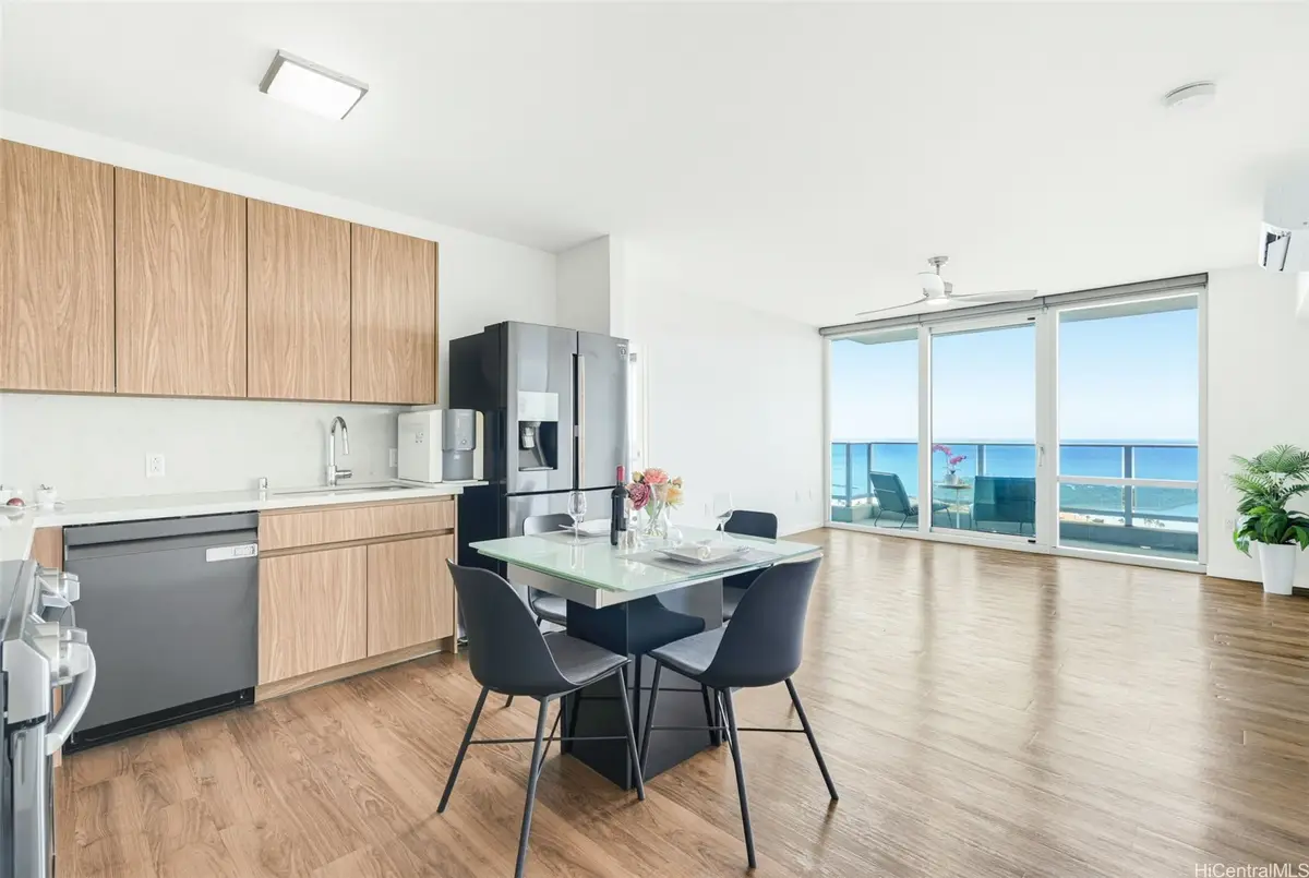 1391 Kapiolani Boulevard #3011, Honolulu, HI 96814 - #1