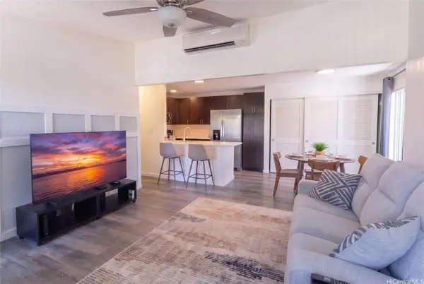 594 Mananai Place #21T, Honolulu, HI 96818