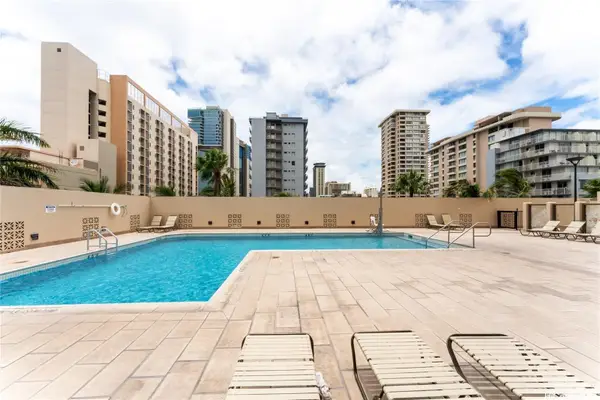 2240 Kuhio Avenue #2708, Honolulu, HI 96815