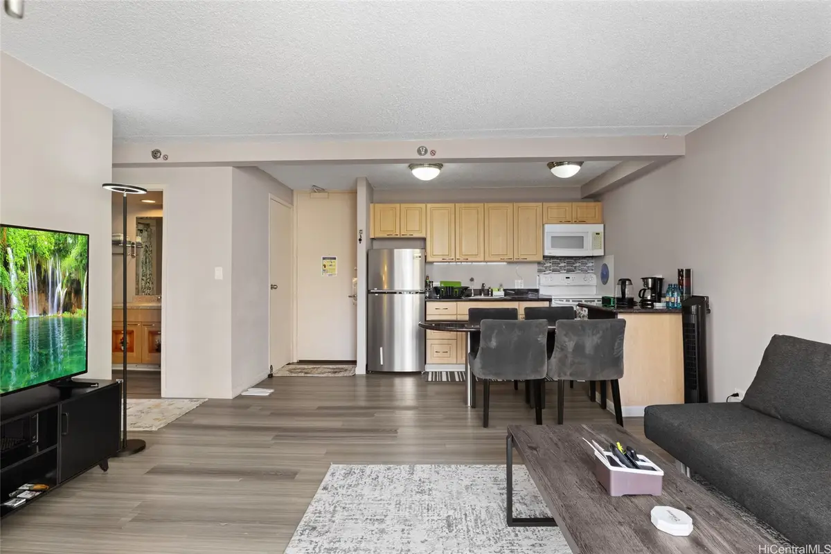 229 Paoakalani Avenue #902, Honolulu, HI 96815 - #1