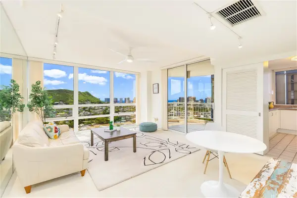 2047 Nuuanu Avenue #2202, Honolulu, HI 96817
