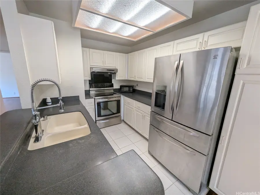 605 Mananai Place #25C, Honolulu, HI 96818 - #2