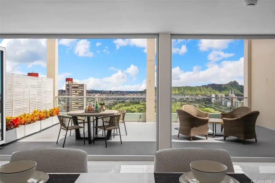 555 University Avenue #1, Honolulu, HI 96826 - #2
