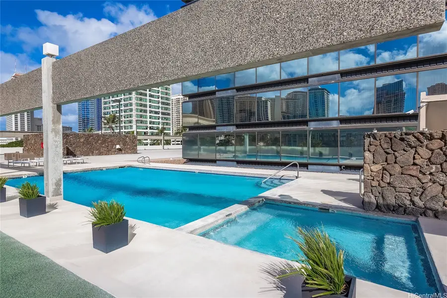 1750 Kalakaua Avenue #1402, Honolulu, HI 96826 - #2