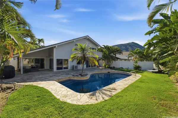 7114 Niumalu Loop, Honolulu, HI 96825