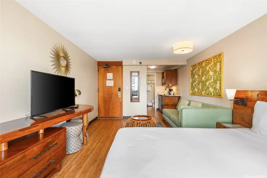 2425 Kuhio Avenue #705, Honolulu, HI 96815 - #3