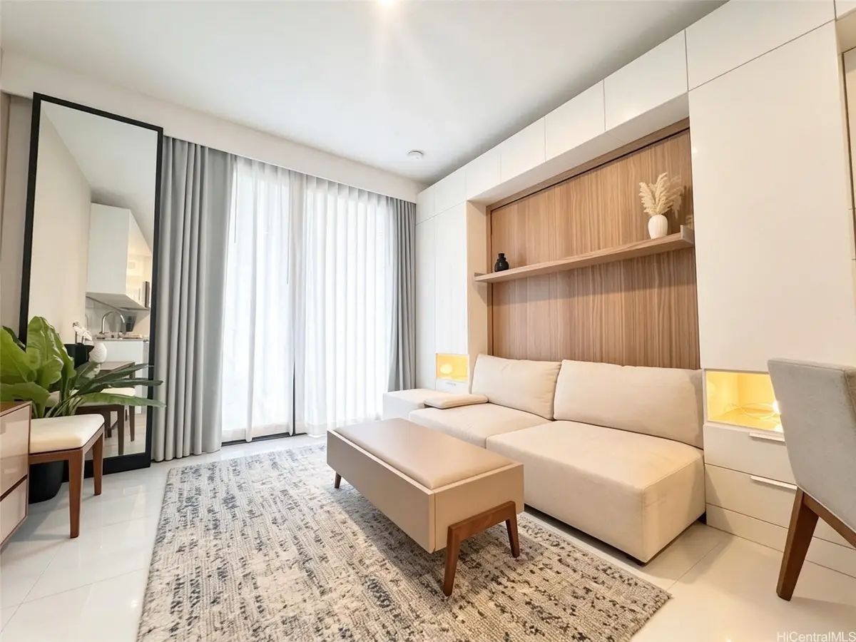 987 Queen Street #306, Honolulu, HI 96814 - #1