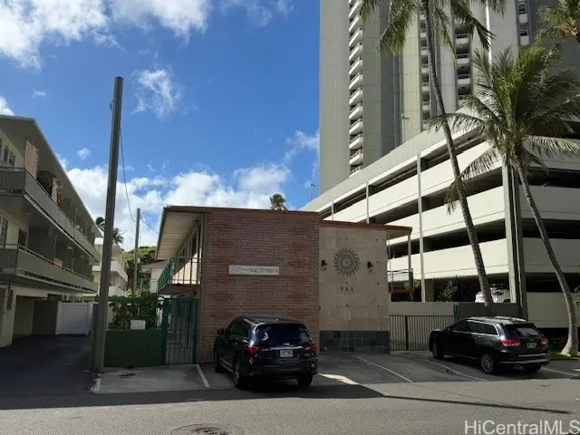 283 Wai Nani Way, Honolulu, HI 96815 - #3