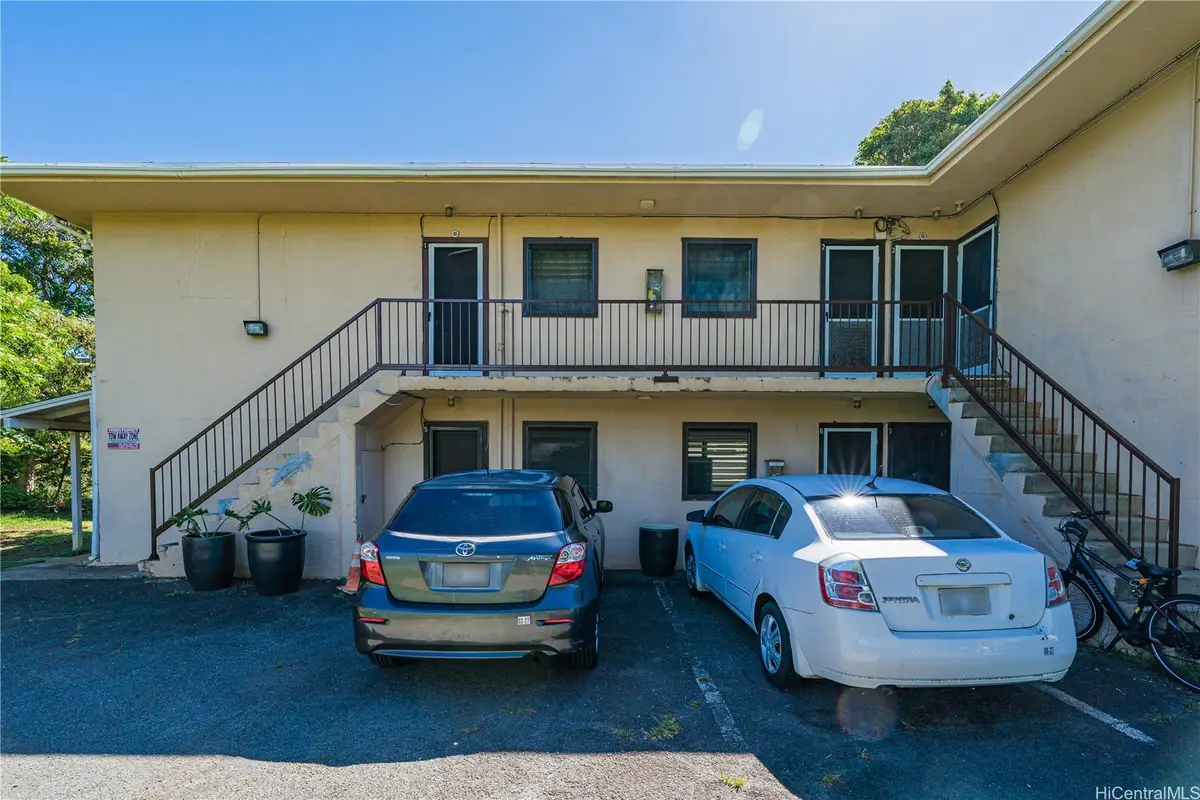 2902 Varsity Circle, Honolulu, HI 96826 - #1