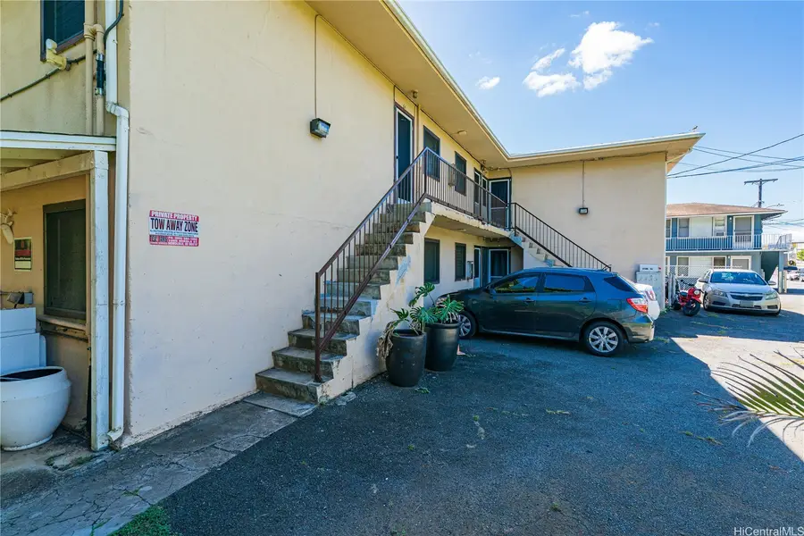 2902 Varsity Circle, Honolulu, HI 96826 - #2