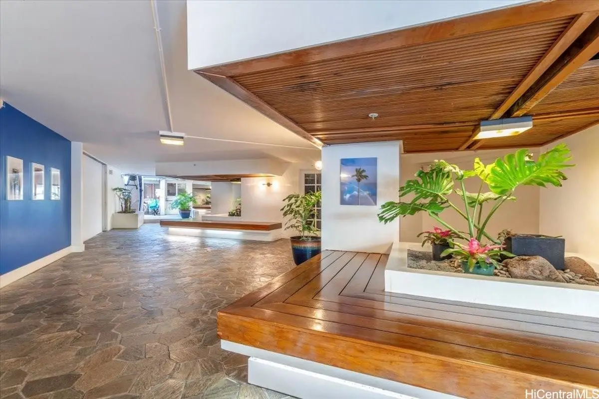 2463 Kuhio Avenue #607, Honolulu, HI 96815 - #1