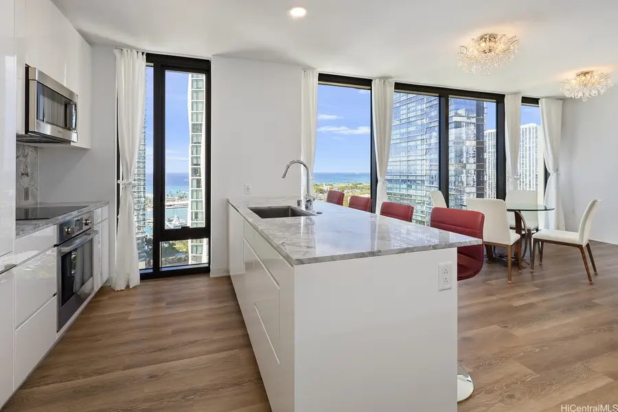 987 Queen Street #2201, Honolulu, HI 96814 - #3