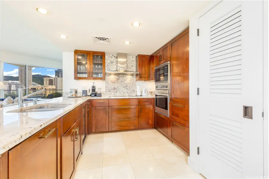 223 Saratoga Road #903, Honolulu, HI 96815 - #3