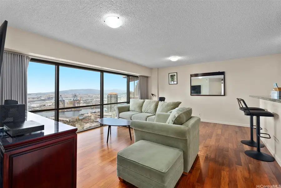 1088 Bishop Street #3206, Honolulu, HI 96813 - #2