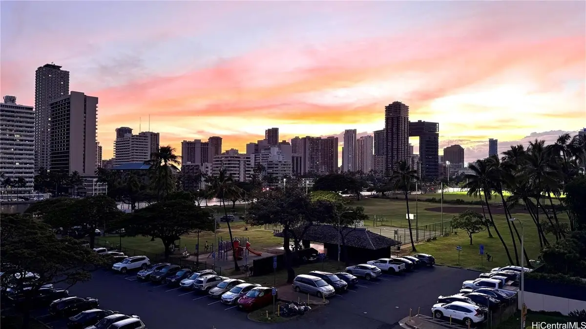 509 University Avenue #504, Honolulu, HI 96826 - #1