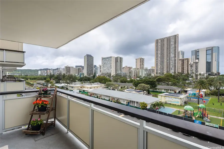 509 University Avenue #504, Honolulu, HI 96826 - #3